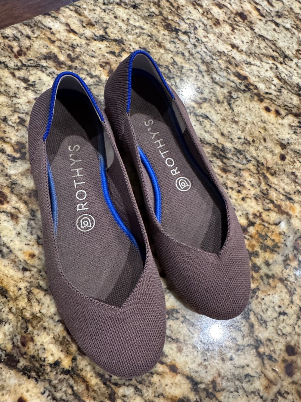 Rothy's Pointed Knit Flats in Brown with Blue Trim 7.5